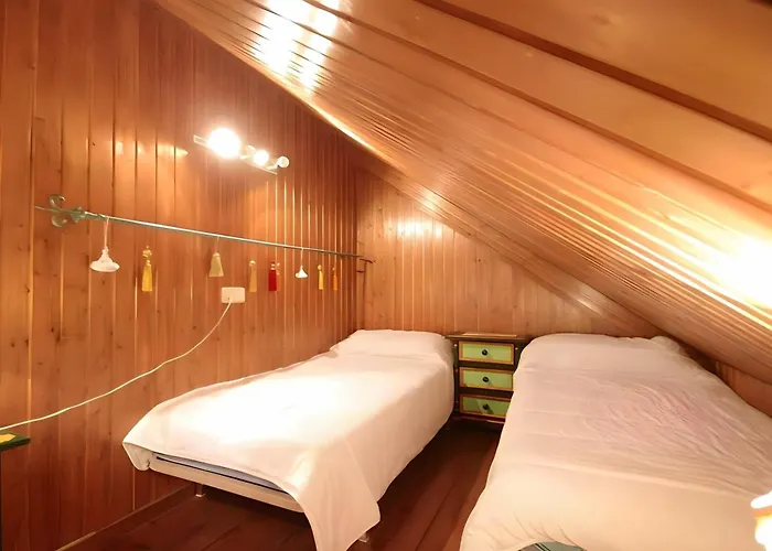 Apartamento En Plaza De Andalucia, - Check-in Flexible, Entra Antes Y Sales Despues *